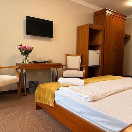 Vila Central Constanta Luaran gambar